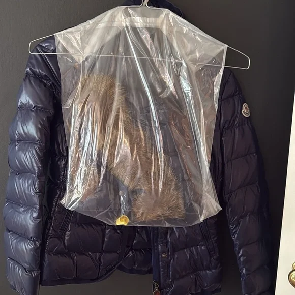 Moncler Navy Blue Puffer Jacket with Fur Trim - Picture 13 of 13